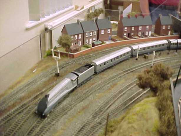 00 Gauge Model Railway Layouts For Sale small model train layout plan
